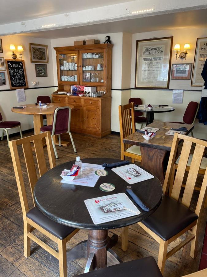 Red Lion Inn Sidbury Buitenkant foto