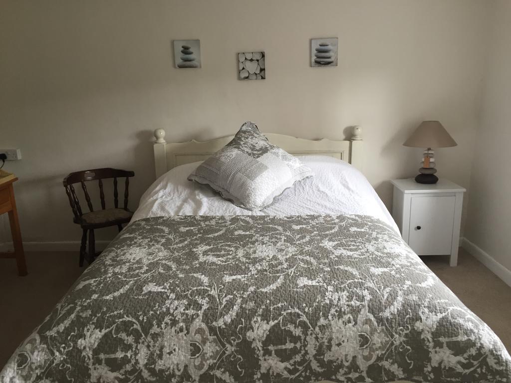 Red Lion Inn Sidbury Buitenkant foto