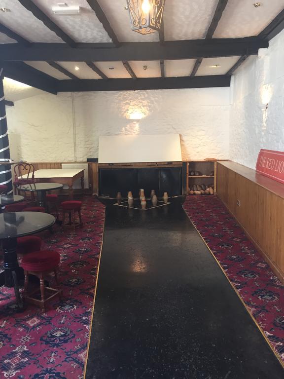 Red Lion Inn Sidbury Buitenkant foto