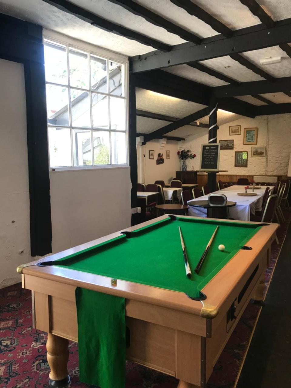 Red Lion Inn Sidbury Buitenkant foto