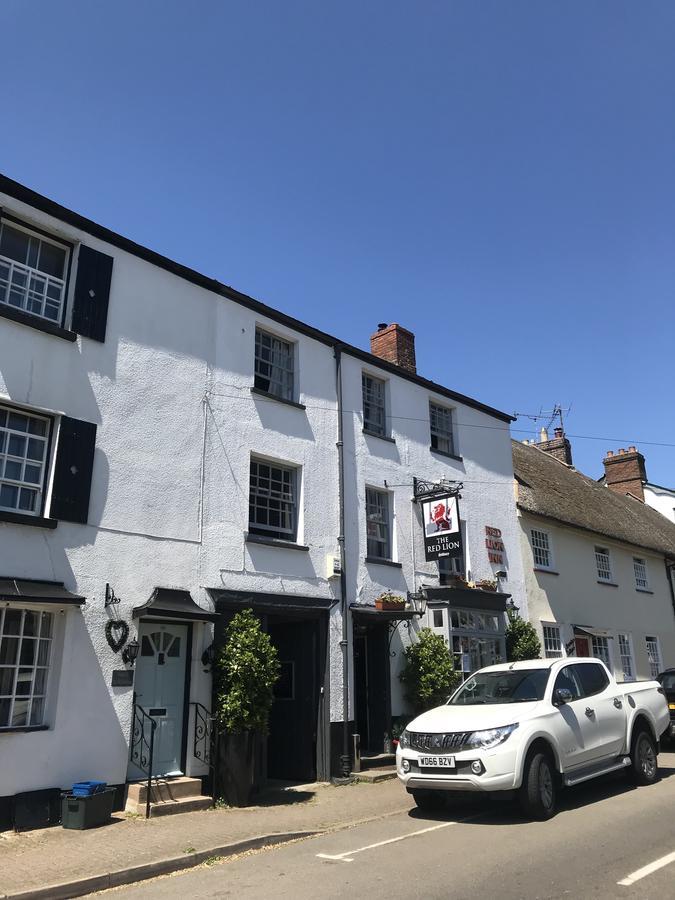 Red Lion Inn Sidbury Buitenkant foto